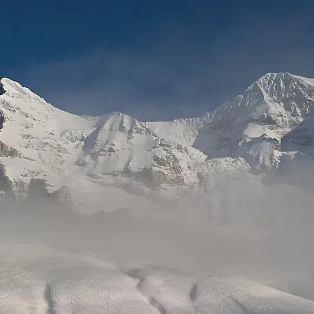 112 - Riverside 因特拉肯