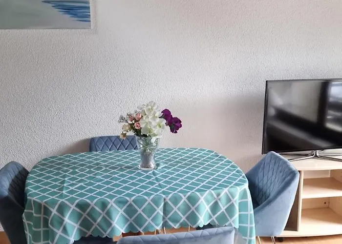 112 - Riverside Апартаменти